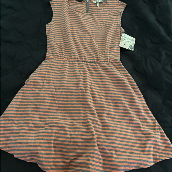 Striped Sleeveless Dress - Orange and Grey - Picture 3 of 7